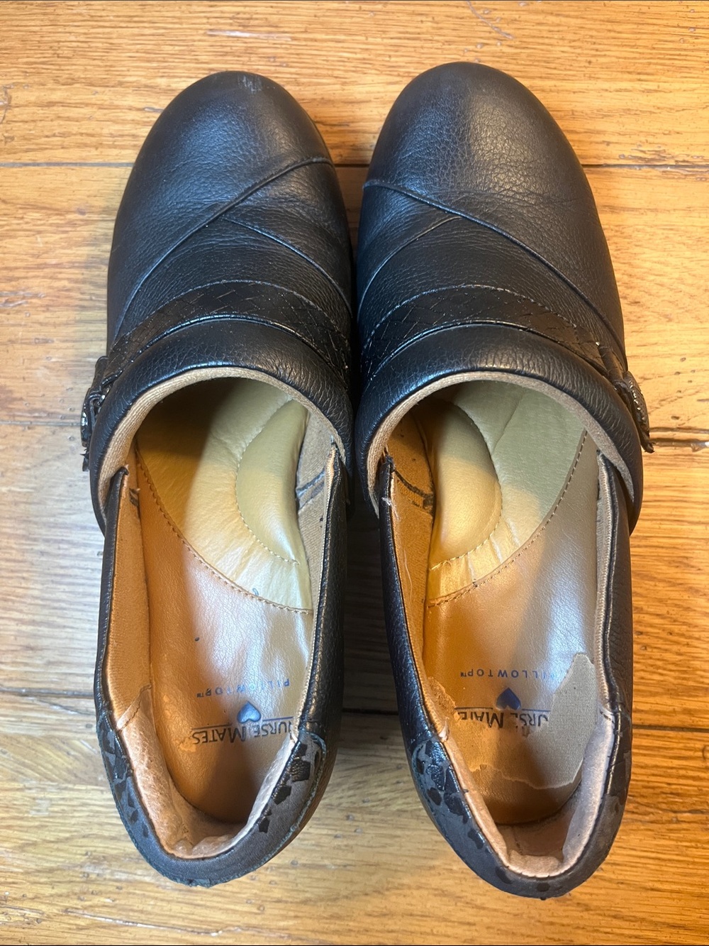 Nurse Mates - Pillow Top Kris black leather Size 10